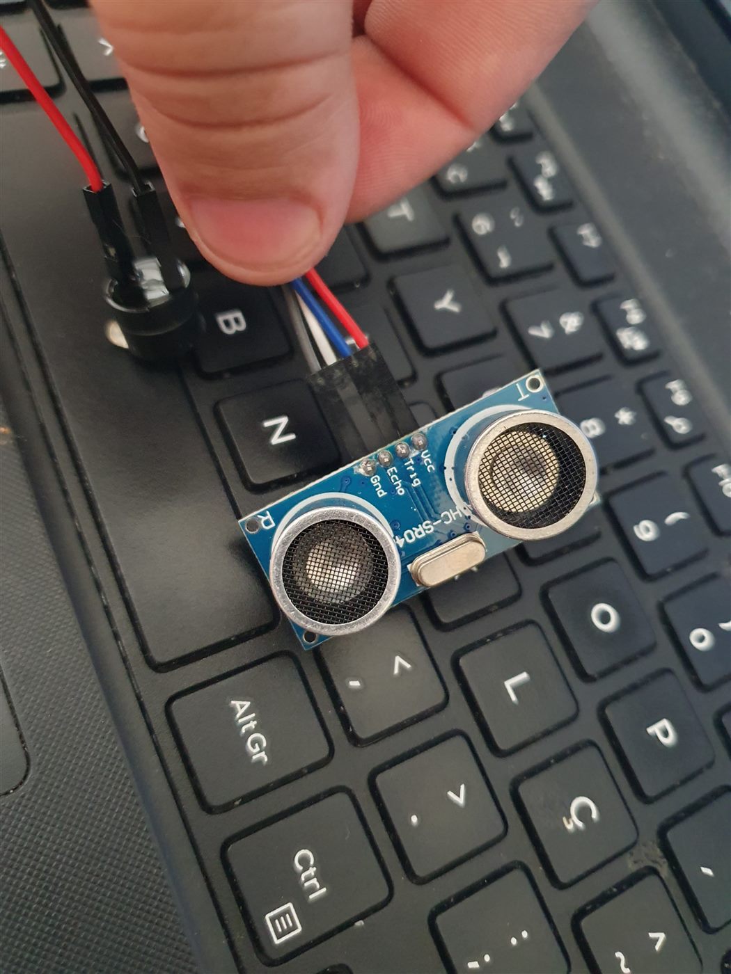 Montagem sem solda e sem protoboard